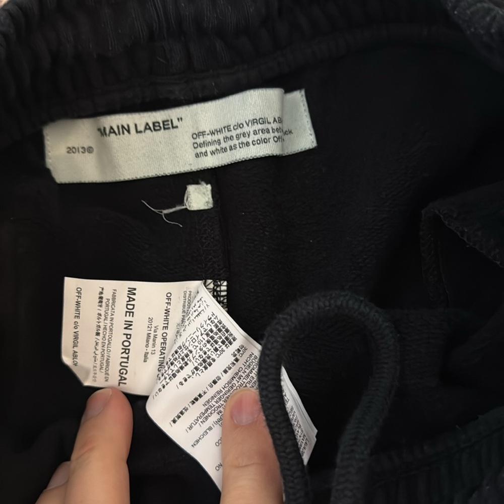 Off White Sweatpants - image 4